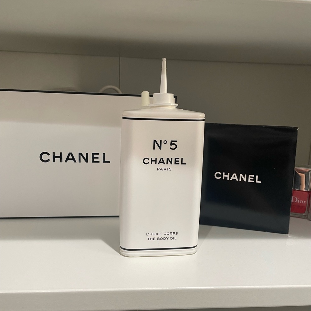 New Chanel No 5 Factory The Body Oil LIMITED EDITION - Picture 5 of 9